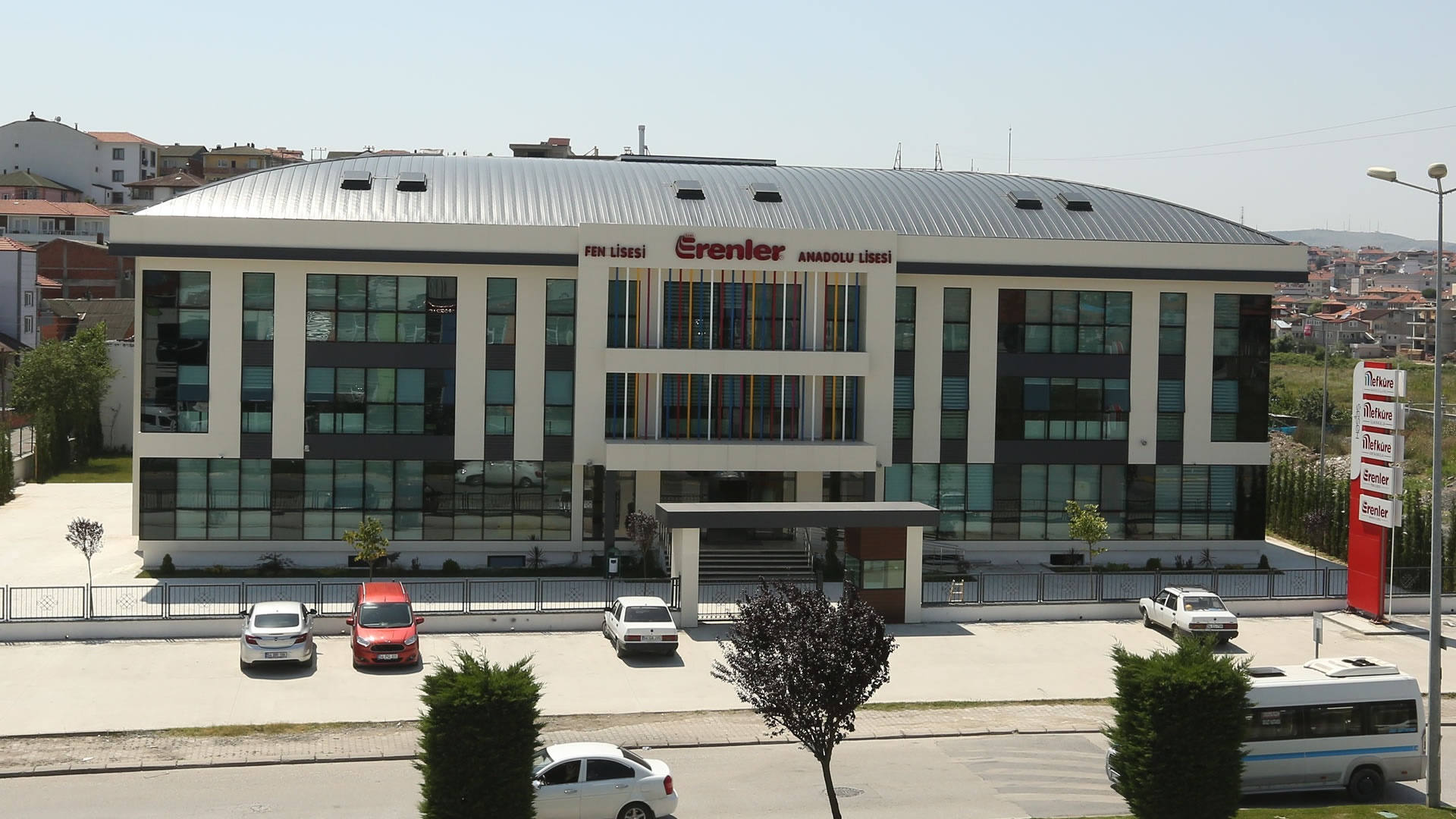 Özel Mefkure Okulları Lise Binası